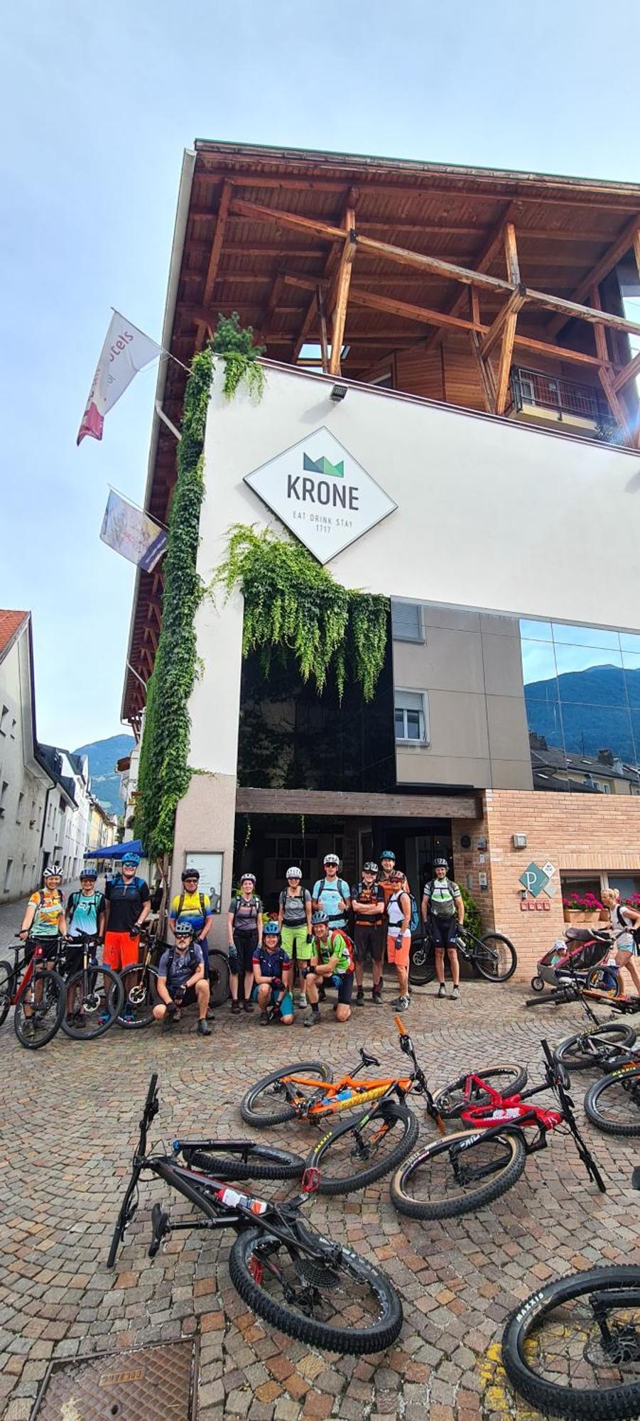 Krone Eat Drink Stay Брессаноне Экстерьер фото